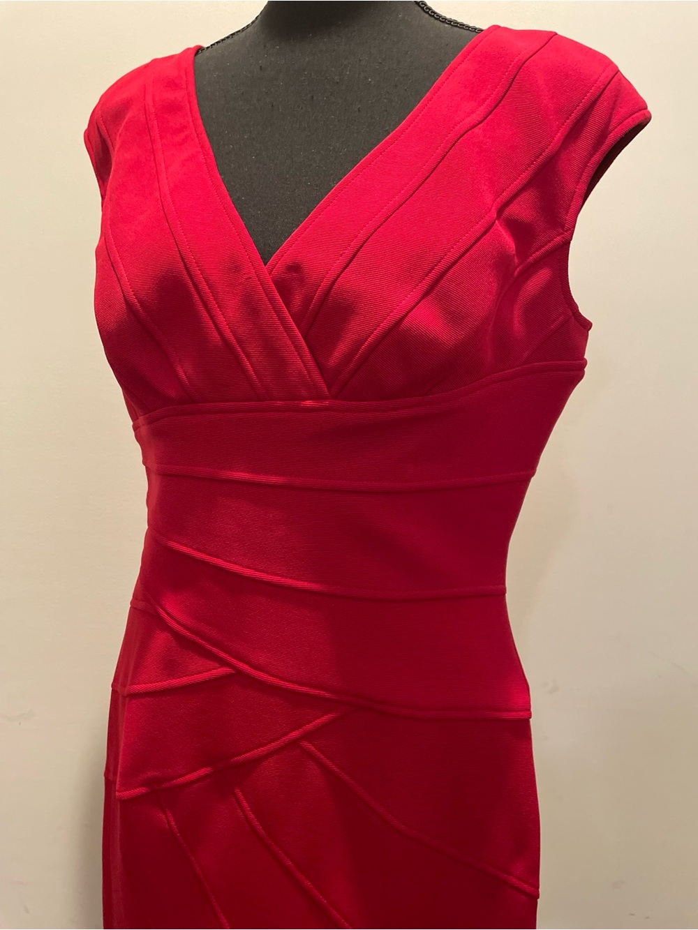Adrianna Papell Bandage Construction Dress Size 10 Red Bodycon Occasion Office
